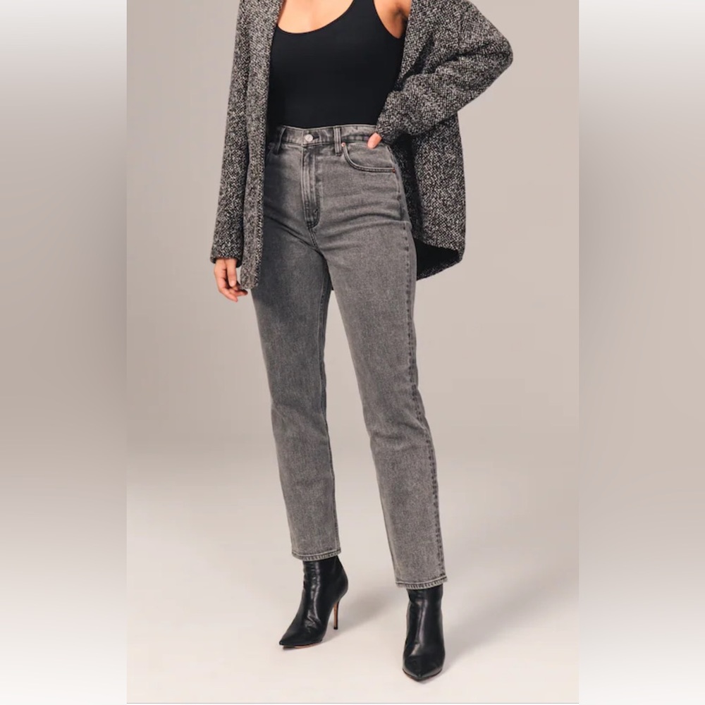Abercrombie Curve Love Ultra High Rise Ankle Jeans